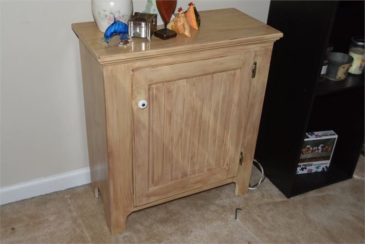 Wooden Cabinet / End Table (Contents NOT Included)