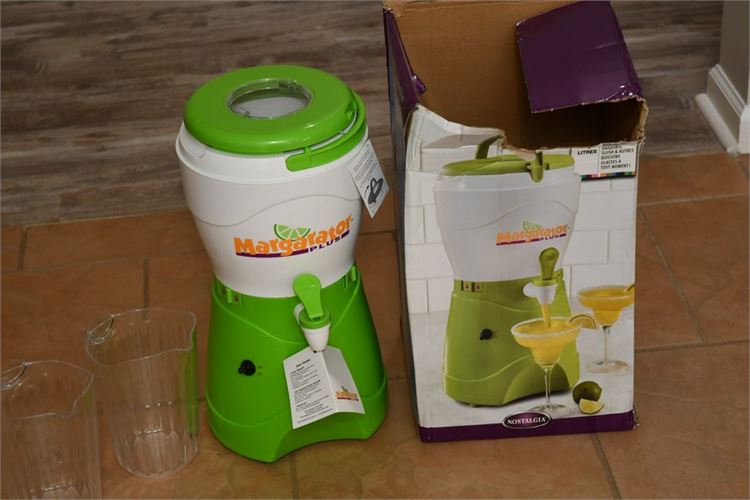 Margarator Plus Blender Margarita Party Machine slushy maker