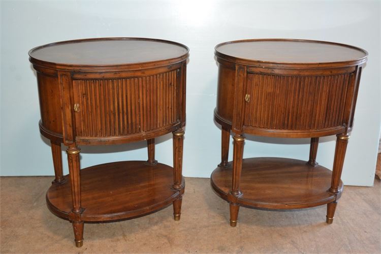 Pair Heritage Furniture End Tables / Nightstnds