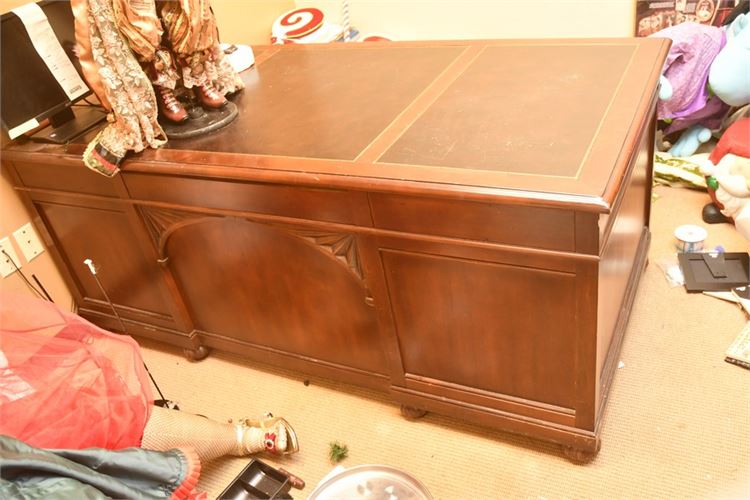 Leather Top Executive Desk  - Must pickup after 1PM to Be accessible