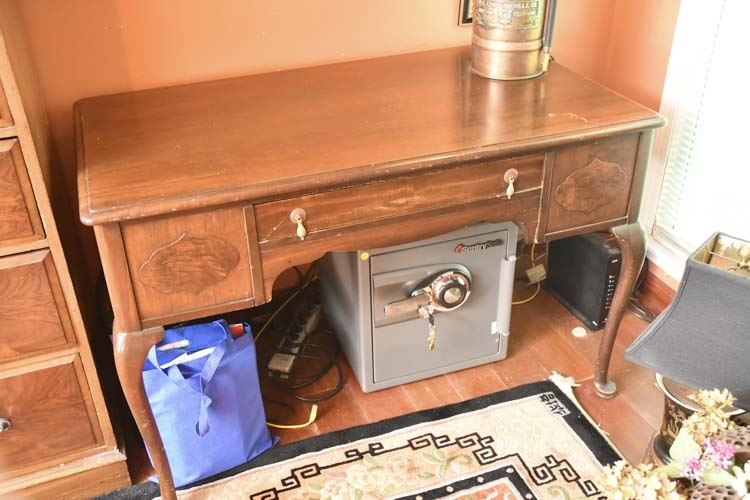 Vintage Mahogany Vanity