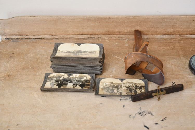 Antique Viewfinder and Cards