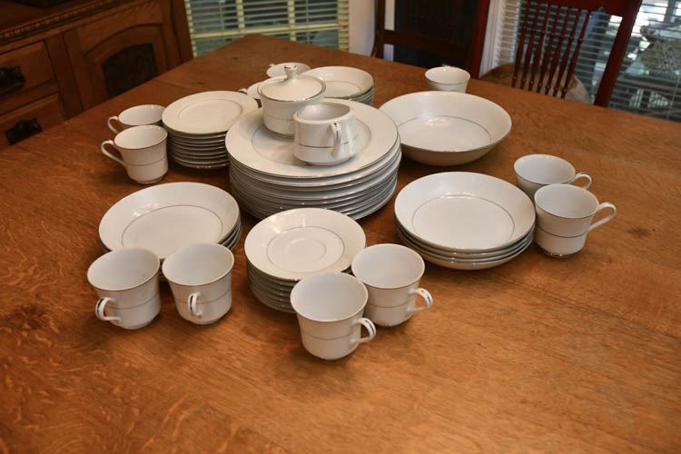 Royal Wentworth Partial Dinner Service