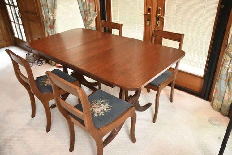 Mahogany Lyre Base Dinning Table and Four Chairs