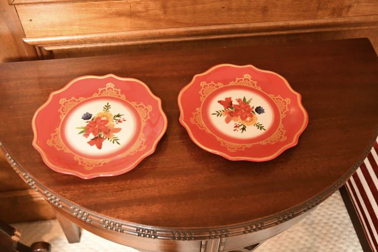 The Pioneer Woman WINTER BOUQUET 8.5" Plates