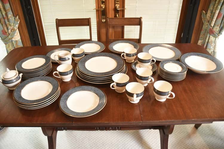 Dinner Service Mikasa Ebony Flair Pattern