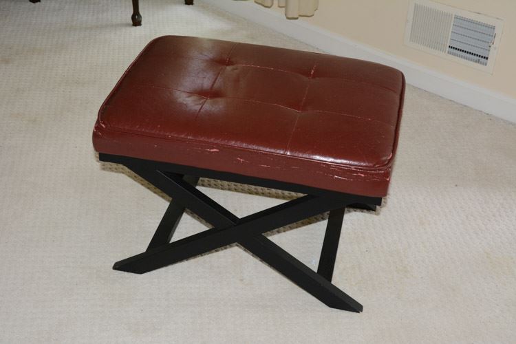 Leather Seat Black Lacquered Bench