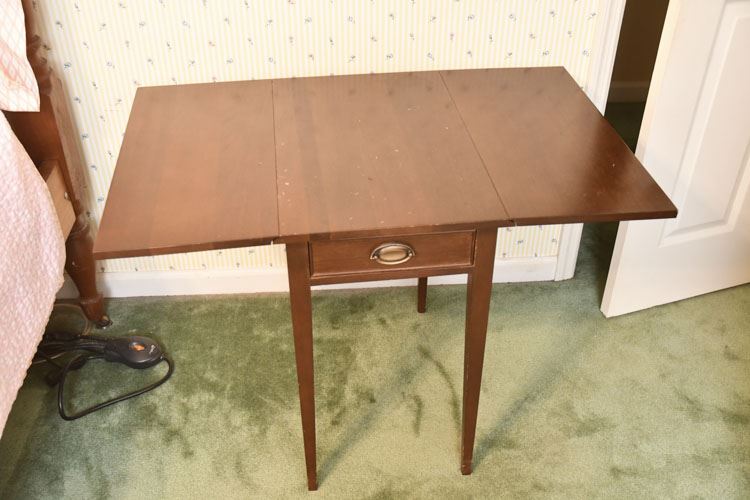 Single Drawer Pembroke Table
