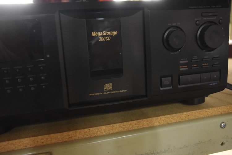 Sony 300 Disc CD Player