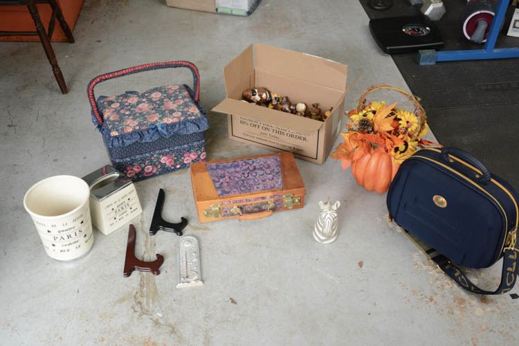 Group Lot Misc Items And Jewelry Bag