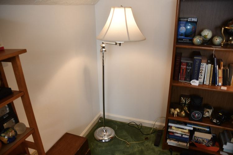 Swing Arm Reading Lamp with Shade