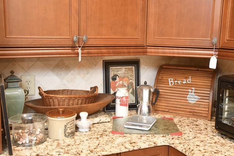 Misc. Countertop Kitchen Items