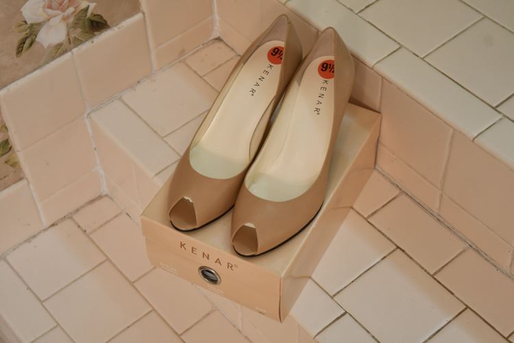Pair Women's Shoes Size 9.5