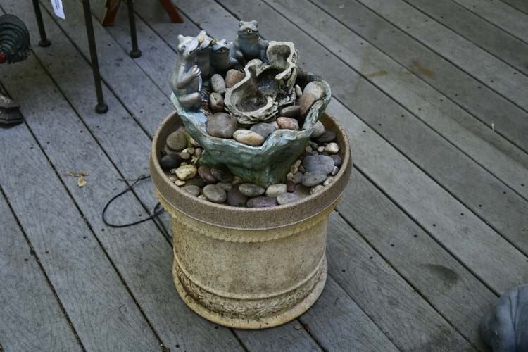 Outdoor Frog Water Fountain