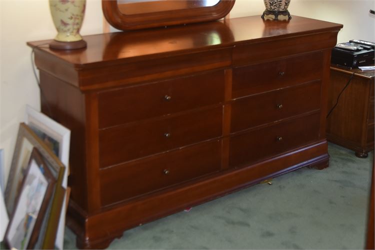 Carlisle Collection Dresser