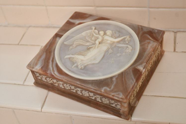 Dresser Box with Circular Relief Medallion Lid