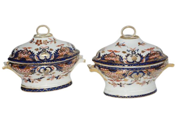 Pair of Royal Crown Derby Porcelain King's Pattern Sauce Bowls