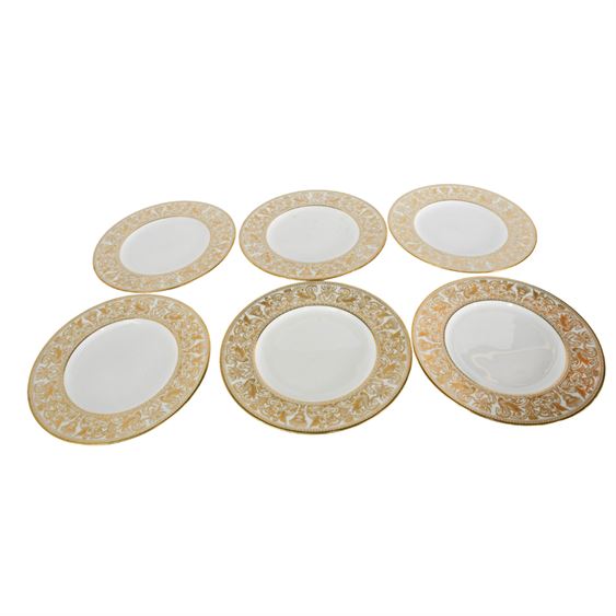 Set of Six (6) Wedgwood Gold Florentine Dinner Plates