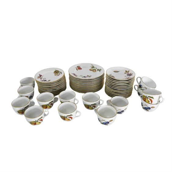 52-pcs Royal Worcester Evesham Tea Cups and Saucers Set