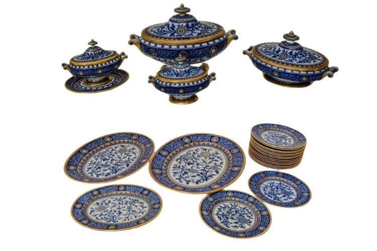 Antique Minton Tureens with Covers with 21 Plates and Platters