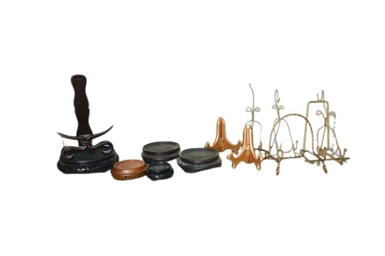 Group of Tabletop Displays