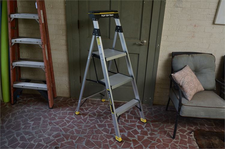 Aluminum Ladder by GORILLA LADDERS