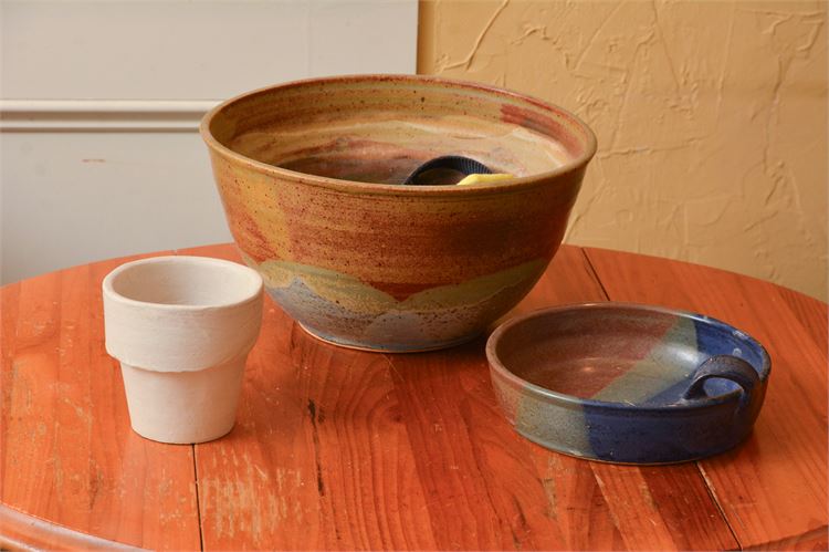 Rustic Pottery Group