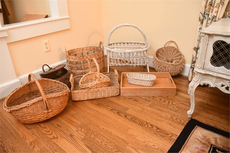 Group Lot of Assorted Wicker Baskets