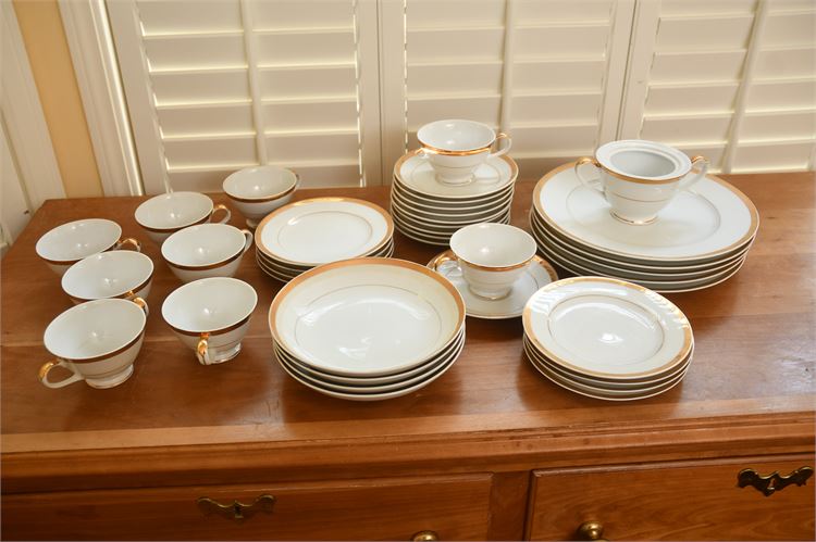 Forty Eight Pieces Mt Hira Imperator Pattern China