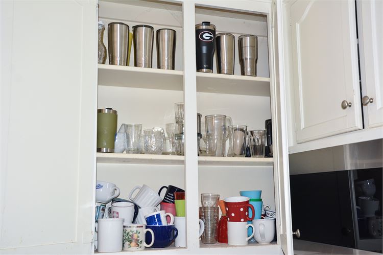 Group Lot, Cabinet Contents, Assorted Drinkware