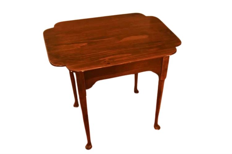 Queen Anne Style Walnut Porringer Top Table