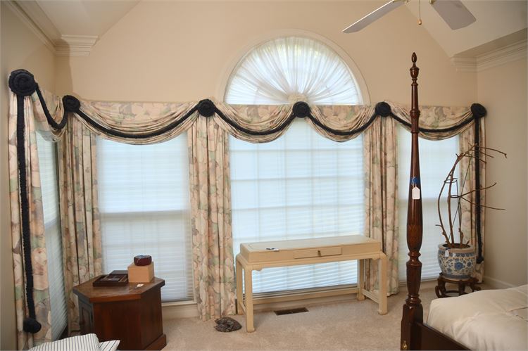 Curtains Located in Three Rooms (Multiple Photos)