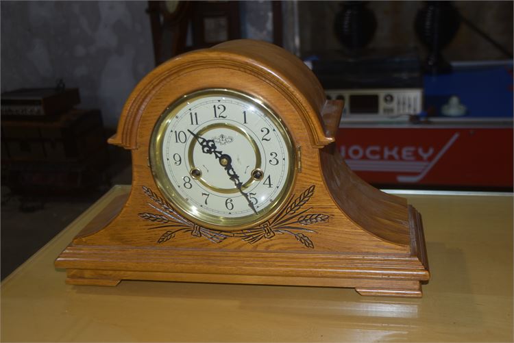 oak mantle clock