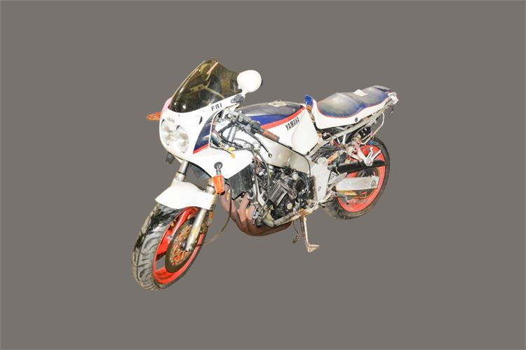 Yamaha FZR-1000 Parts Bike