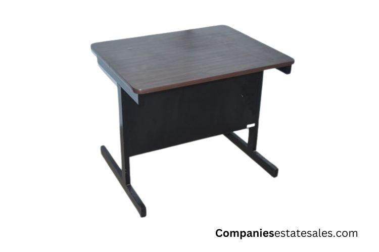 Laminate Top Computer Table