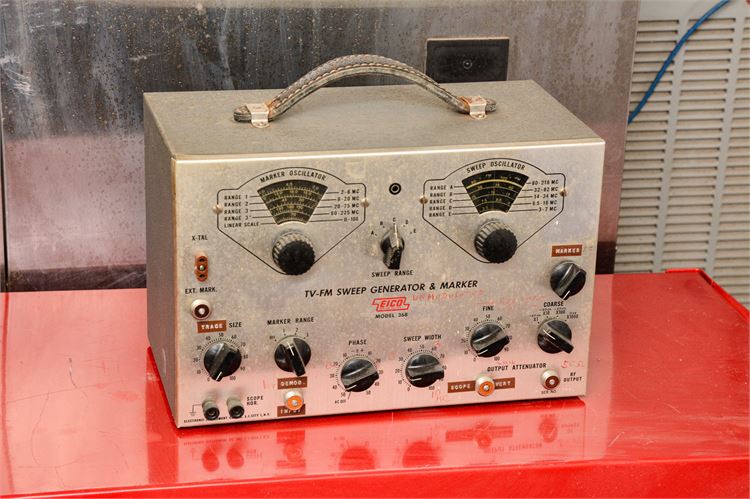 EICO 368 TV-FM Sweep Generator & Marker