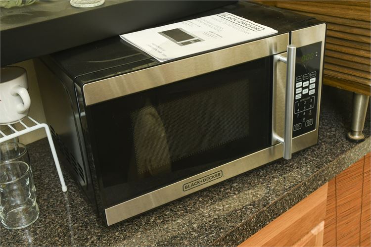 Black+Decker Microwave Oven