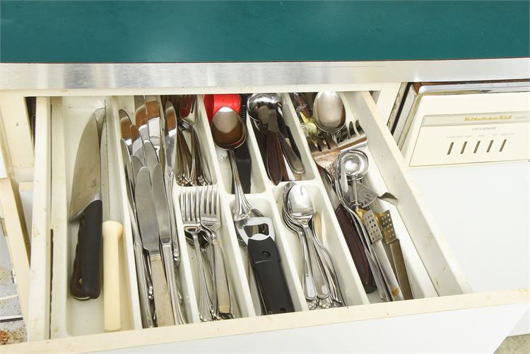 Kitchen Utensils: Knives, Forks, Spoon and Other Utensils