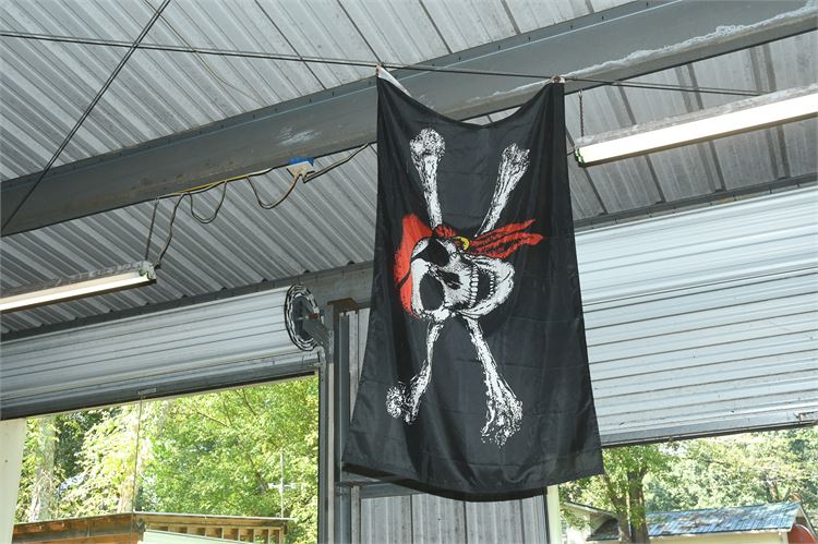 Black Pirate Flag