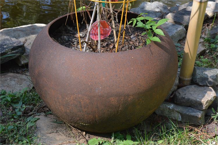 Cast Iron Garden Bowl Form Planter