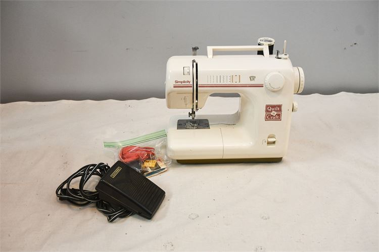 Simplicity S05 Quilt 'n' Craft 28 Stitch Function Sewing Machine