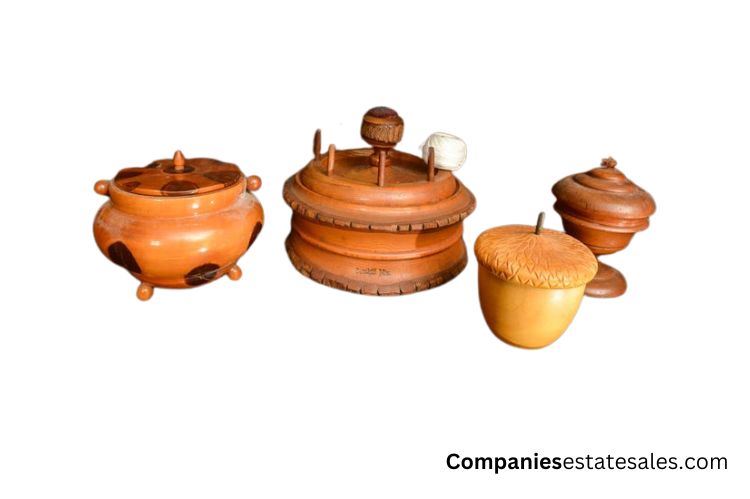 Four (4) Vintage Jugtown Wooden Pots