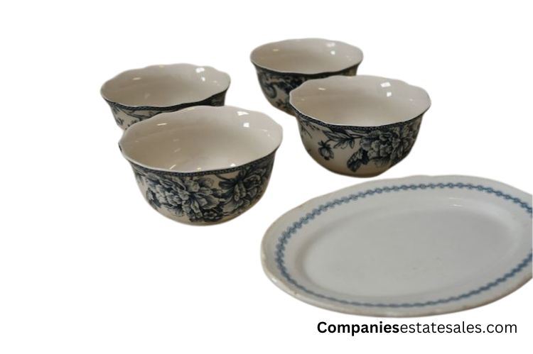 Four Small Bowls and Oval Platter