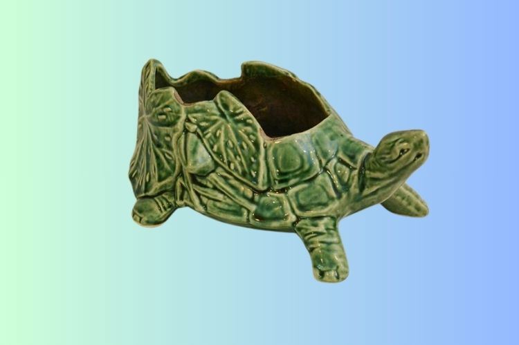 McCoy Turtle Planter