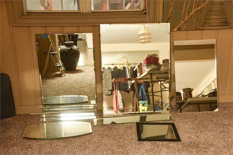 Mirrors with Different Sizes