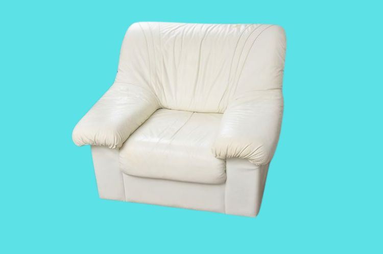 Off White Single Seater Office Sofa