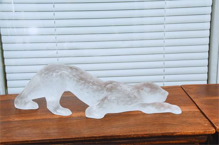 Lalique French Crystal Zeila Leopard Cat Sculpture