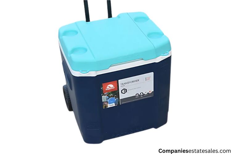 Igloo MaxCold Profile 54qt. Roller