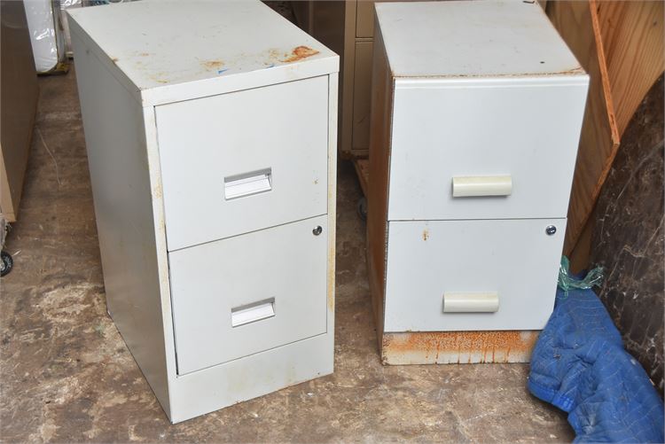 Two (2) 2 Drawer File Cabinet $10