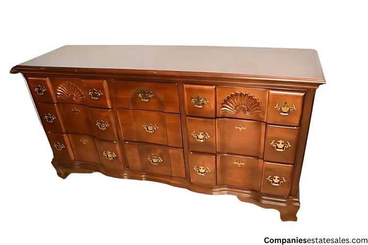 Universal Furniture Cherry Traditional Style Dresser $95